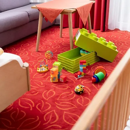 Familienhotel Central 3*