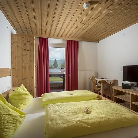 Familienhotel Central Otel 3*