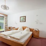 酒店 Familienhotel Central 3*